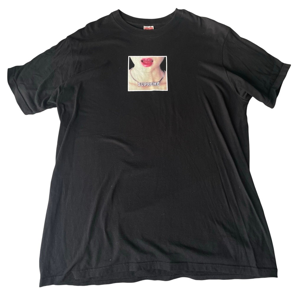 Supreme Graphic T Shirt Black Lips Necklace Print Men's Size L